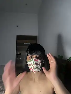 Snapshot of KavyaCurves chatting on 02.18.26 KavyaCurves online show from 02.18.26