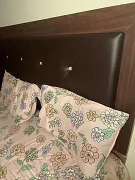 Snapshot of KavyaCurves chatting on 02.27.26 KavyaCurves online show from 02.27.26