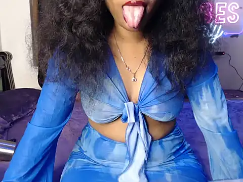 Snapshot of VixenNandhu chatting on 03.31.26 VixenNandhu online show from 03.31.26