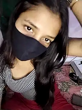 Snapshot of Naina-hott chatting on 02.28.26 Naina-hott online show from 02.28.26