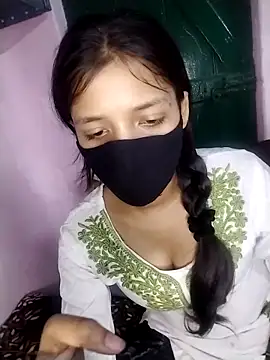 Naina-hott online show from 04.18.26