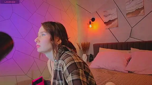  Kiki angel  online show from 03.28.26