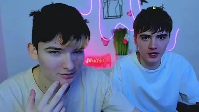 Snapshot of emil_lucky chatting on 02.21.26 emil lucky online show from 02.21.26