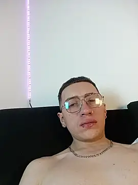 Snapshot of Emmanuel_Lust chatting on 02.11.26 Emmanuel Lust online show from 02.11.26