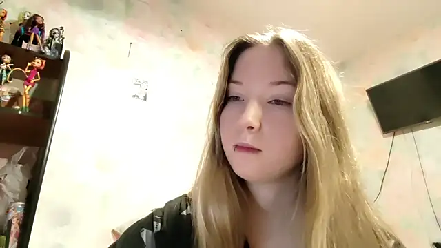 TiaBIanks online show from 02.14.26