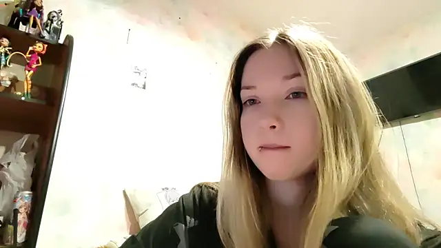 TiaBIanks online show from 02.17.26