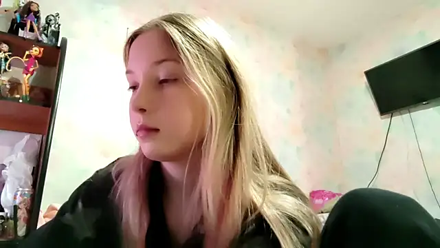 TiaBIanks online show from 03.02.26