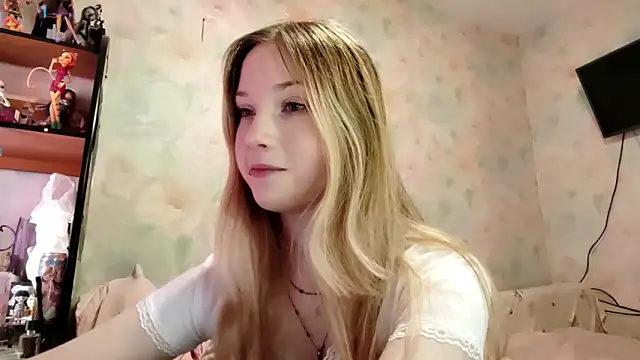 TiaBIanks online show from 04.03.26