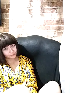 Snapshot of itismyhobby chatting on 12.13.25 itismyhobby online show from 12.13.25