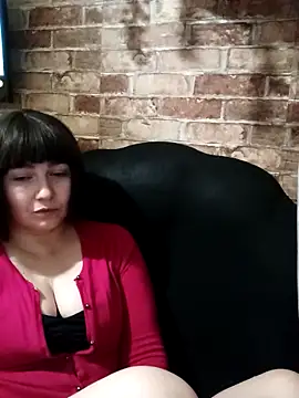 Snapshot of itismyhobby chatting on 12.15.25 itismyhobby online show from 12.15.25