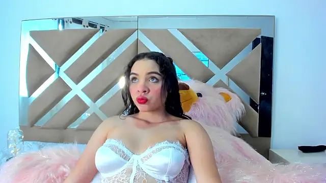 KimSantos online show from 02.28.26