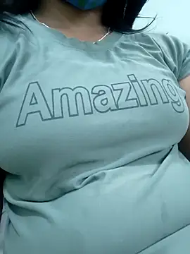 Fantasy Queen94 online show from 02.20.26