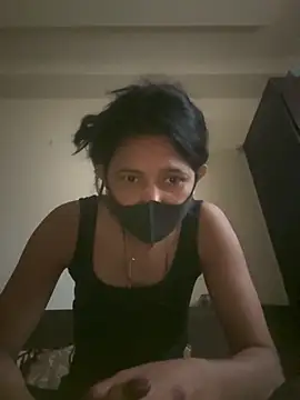 Snapshot of raavigirl chatting on 02.16.26 raavigirl online show from 02.16.26