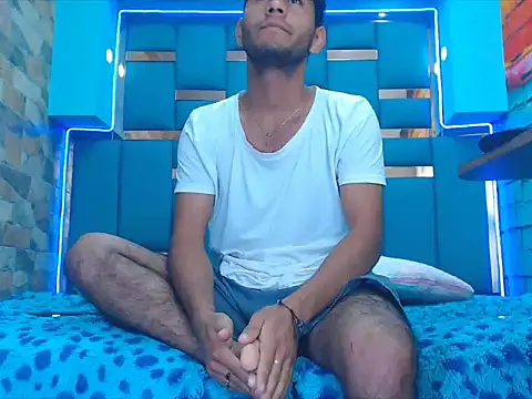 Snapshot of warmNoah chatting on 02.27.26 warmNoah online show from 02.27.26