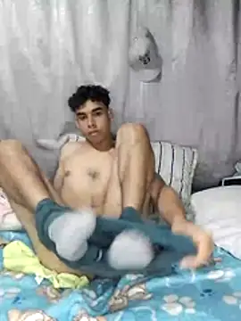Snapshot of baby_22cm chatting on 07.08.26 baby 22cm online show from 07.08.26