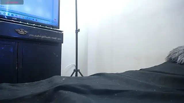 Naomy Reiden online show from 05.19.26