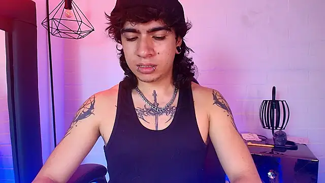 Axell Kussh online show from 03.06.26