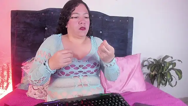 Snapshot of sexy_diablaa chatting on 02.23.26 sexy diablaa online show from 02.23.26