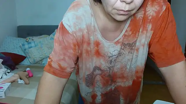 Snapshot of Karo_sexy chatting on 01.19.25 Karo sexy online show from 01.19.25