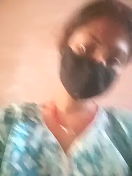 BIG QWEEN NO1 online show from 04.28.26