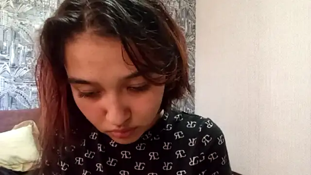Snapshot of AnnettaBelsito chatting on 05.16.26 AnnettaBelsito online show from 05.16.26