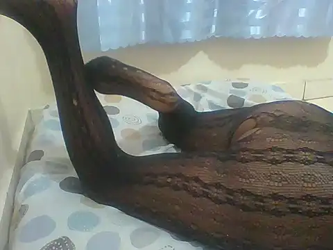 Snapshot of Latin_toes chatting on 02.22.26 Latin toes online show from 02.22.26