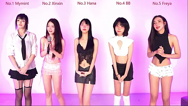 Snapshot of Believe-girl chatting on 02.17.26 Believe-girl online show from 02.17.26