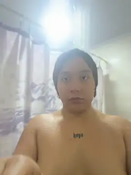 Snapshot of Wen_01 chatting on 05.24.26 Wen 01 online show from 05.24.26