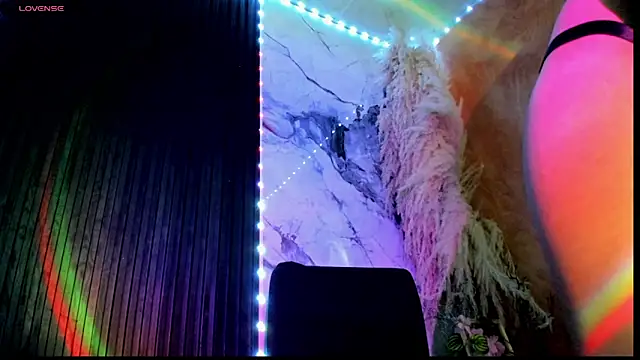 Snapshot of sophia_storm01 chatting on 02.27.26 sophia storm01 online show from 02.27.26