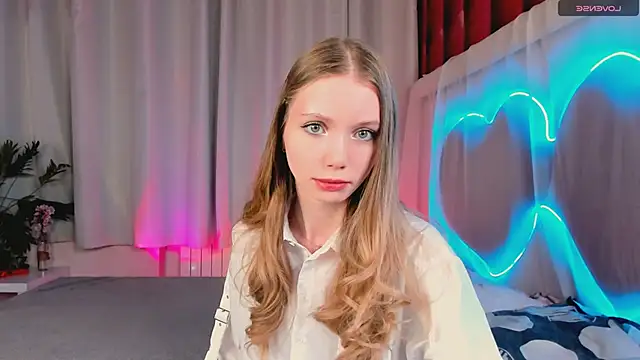 Snapshot of lada2k4 chatting on 02.13.26 lada2k4 online show from 02.13.26