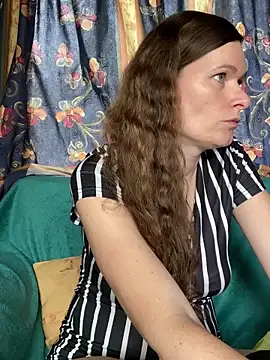 Midnight Munch online show from 05.04.26