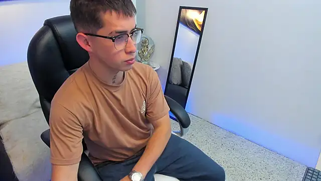 Snapshot of Tommas_Jhonson chatting on 02.28.26 Tommas Jhonson online show from 02.28.26