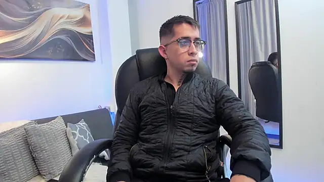 Tommas Jhonson online show from 03.13.26