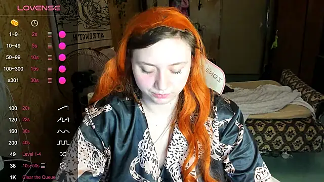 Snapshot of shamy_lily chatting on 05.25.26 shamy lily online show from 05.25.26