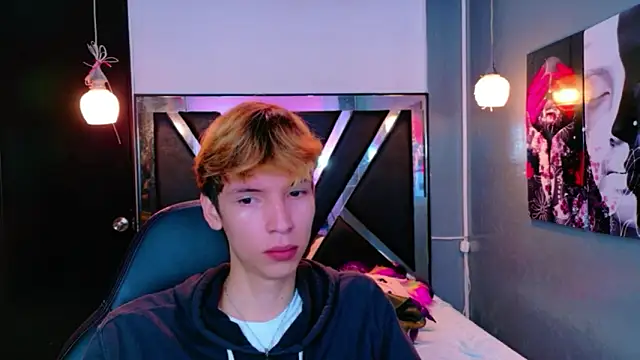 Snapshot of Liam_Green1 chatting on 02.12.26 Liam Green1 online show from 02.12.26