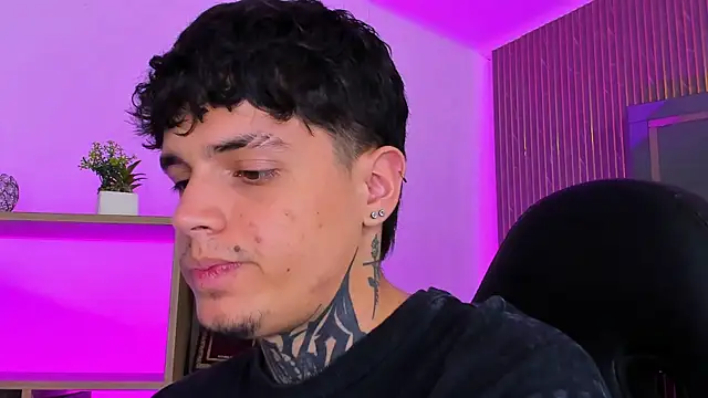 Declan-Foxx online show from 04.09.26