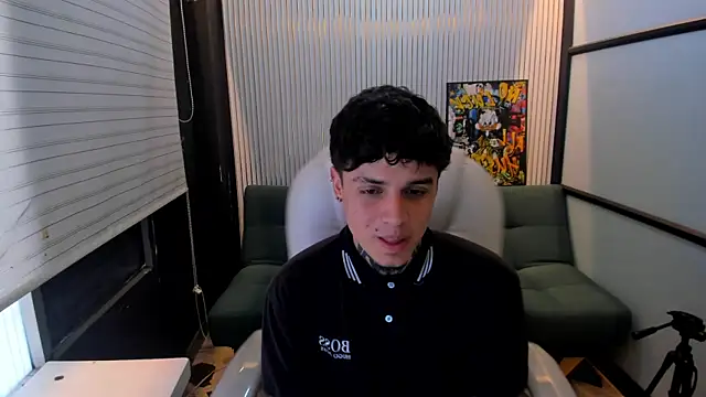 Declan-Foxx online show from 04.14.26