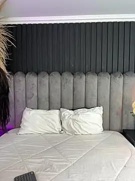 Nanda vixen  online show from 03.17.26