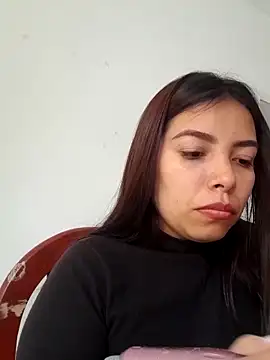 Ariana Castillo   online show from 02.22.26