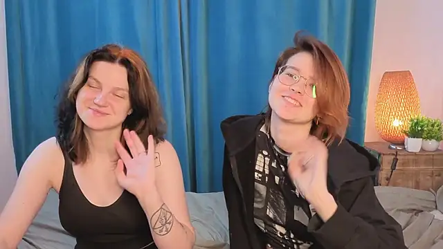 LatriceDosier online show from 04.14.26