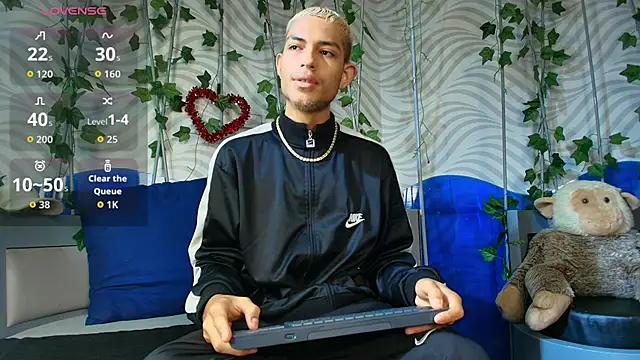 ItsZairen online show from 02.26.26