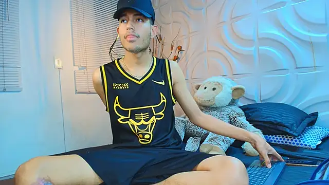 ItsZairen online show from 04.17.26