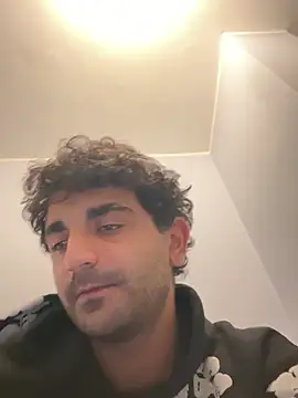 elia2711 online show from 02.26.26