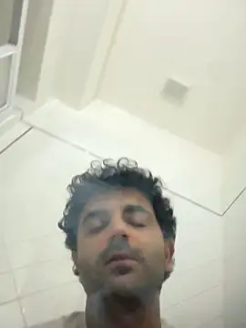 elia2711 online show from 02.28.26