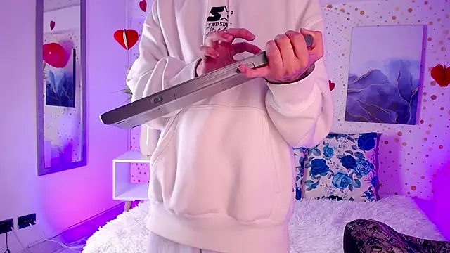 Snapshot of Novoa_Prime chatting on 02.20.26 Novoa Prime online show from 02.20.26