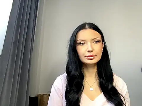 Snapshot of JoanGold chatting on 02.15.26 JoanGold online show from 02.15.26