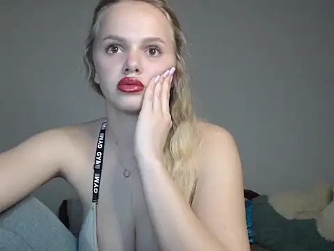 KeylaStar online show from 03.08.26