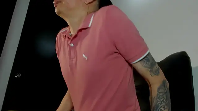 Snapshot of Thommas8a chatting on 02.26.26 Thommas8a online show from 02.26.26