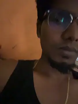 Snapshot of chennai_sexyboy chatting on 02.13.26 chennai sexyboy online show from 02.13.26