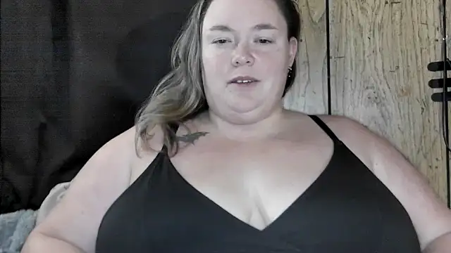 ladylynn13 online show from 02.24.26